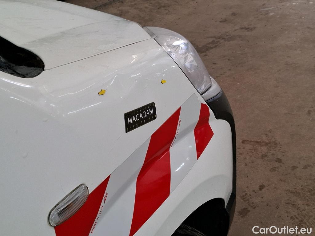  Fiat  Fiorino FIAT  / 2016 / 4P / Fourgonnette 1.3 Multijet 95 Pro Lounge #20