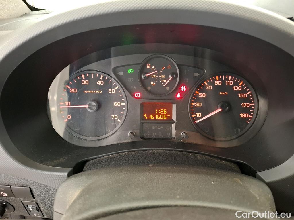  Citroen  Berlingo  Fourgon Club L1 (Court) 1.6 BlueHDi 100CV BVM5 E6 #47