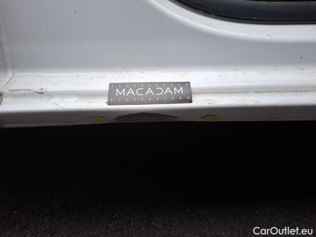  Opel  Vivaro OPEL  / 2019 / 4P / Fourgon tôlé 1.5 Diesel 100 ch L2 Pack Clim #36