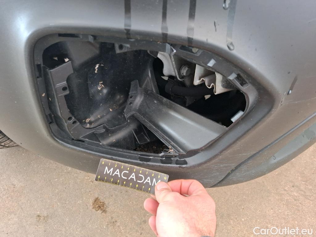  Fiat  Fiorino FIAT  / 2016 / 4P / Fourgonnette 1.3 Multijet 95 Pro Lounge #43