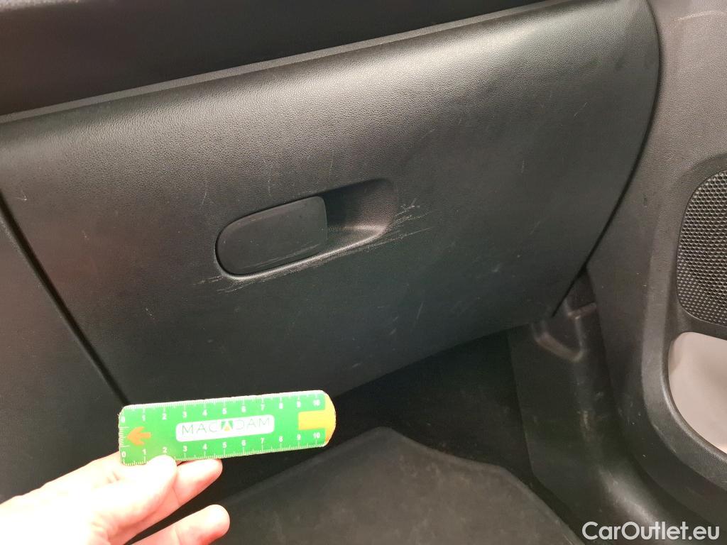  Citroen  C3  Société Feel 1.5 BlueHDI 100CV BVM5 E6dT #10