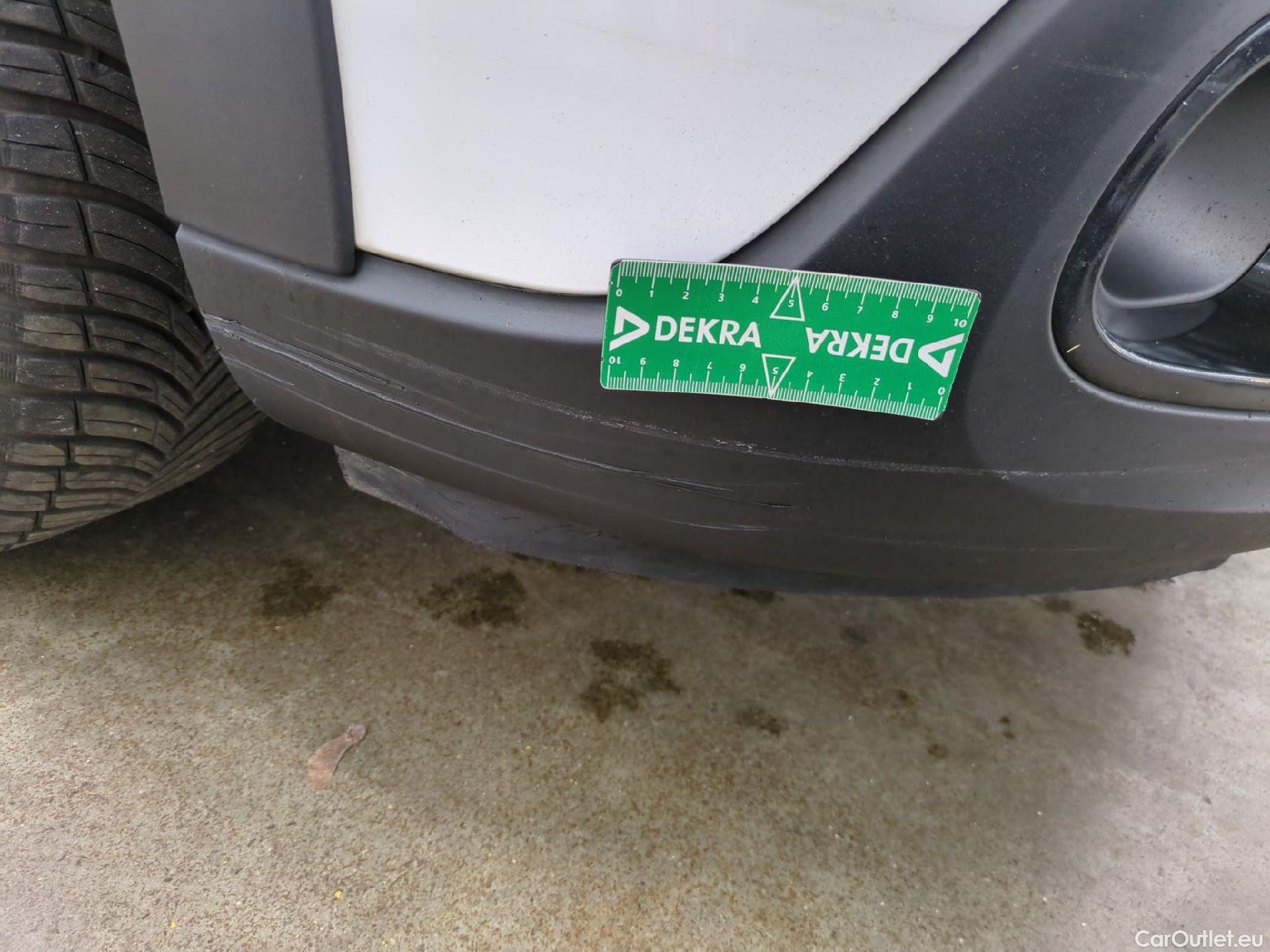  Citroen  C3  Société Feel 1.5 BlueHDI 100CV BVM5 E6dT #20