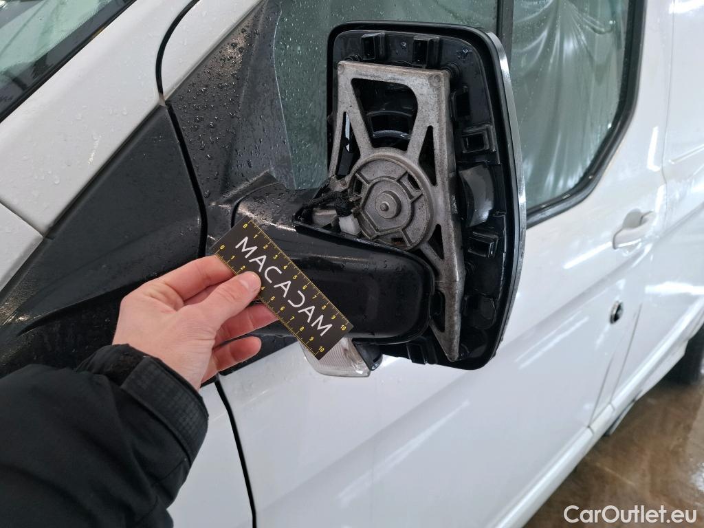  Ford  Transit FORD  Custom / 2018 / 4P / Fourgon tôlé 2.0 ECOBLUE 185 320 L1H1 AUTO SPORT #23