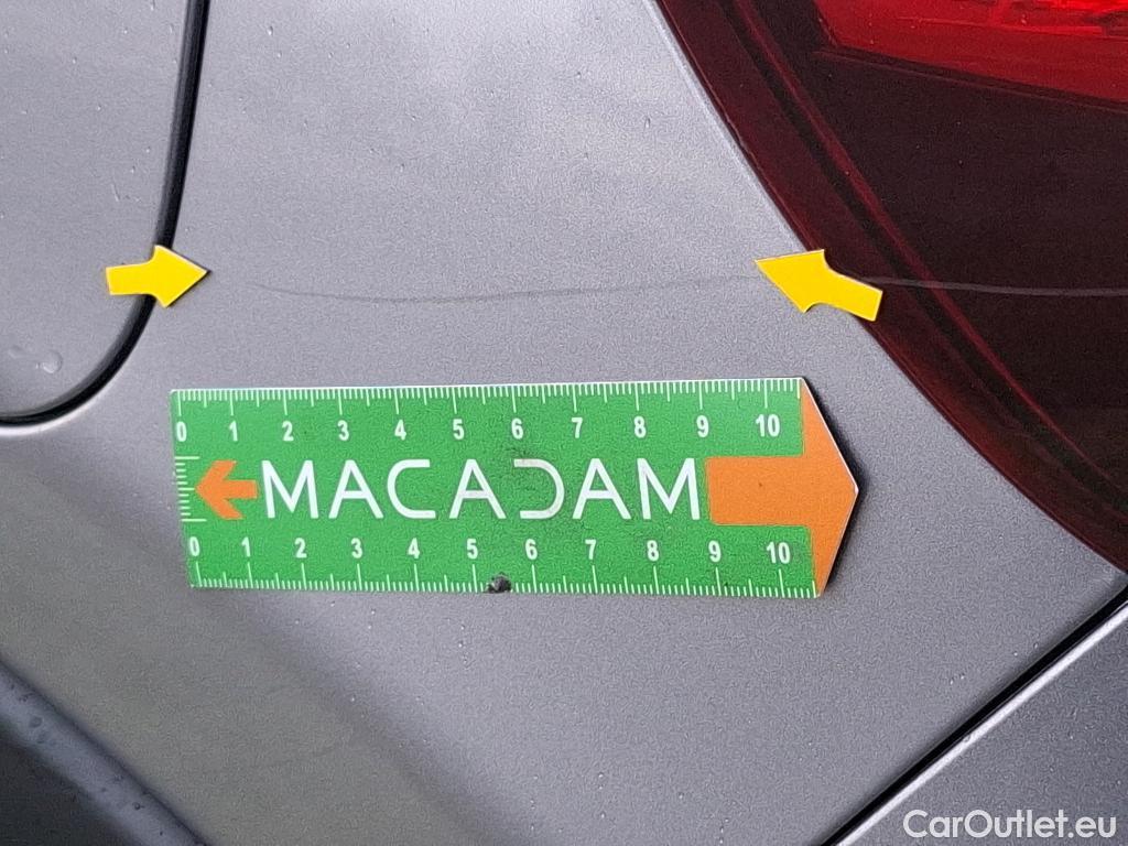  Citroen  C3  Société Feel 1.5 BlueHDI 100CV BVM6 E6d #15