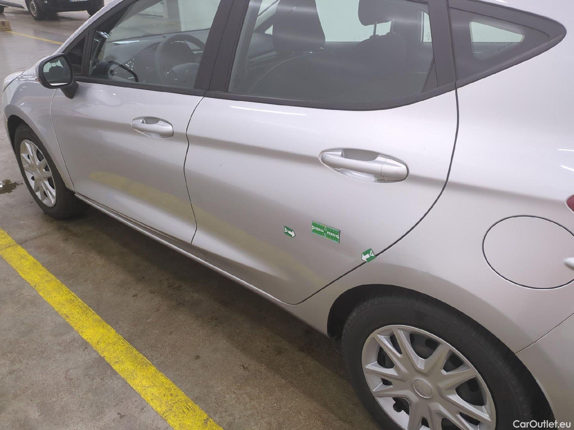  Ford  Fiesta  Business NAV 1.5 TDCi 85CV BVM6 E6 / TRANSFO VP VF #19