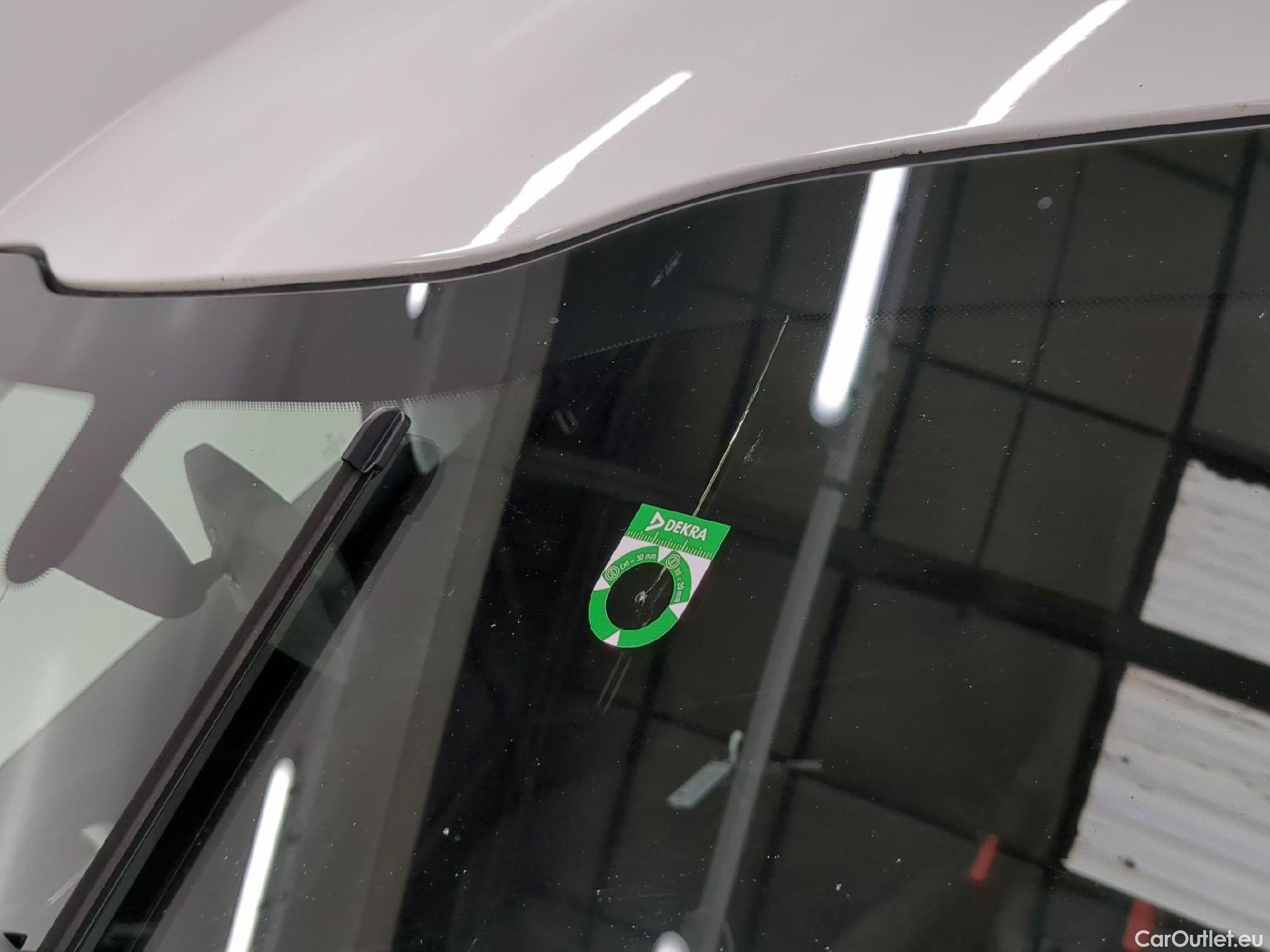  Peugeot  208  Affaire Premium Pack 1.5 HDi 100CV BVM5 E6dT #34