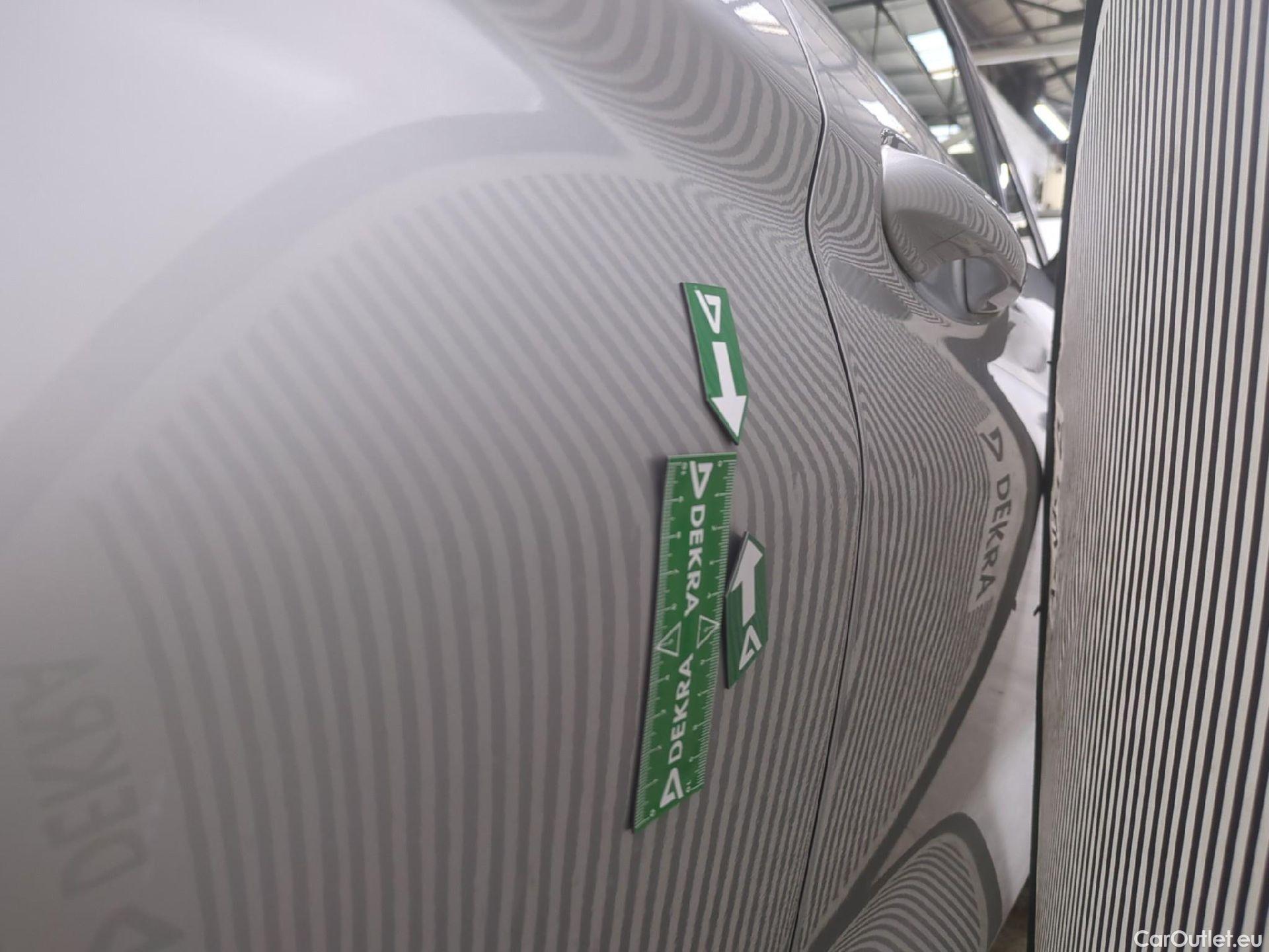  Ford  Fiesta  Business NAV 1.5 TDCi 85CV BVM6 E6 / TRANSFO VP VF #27