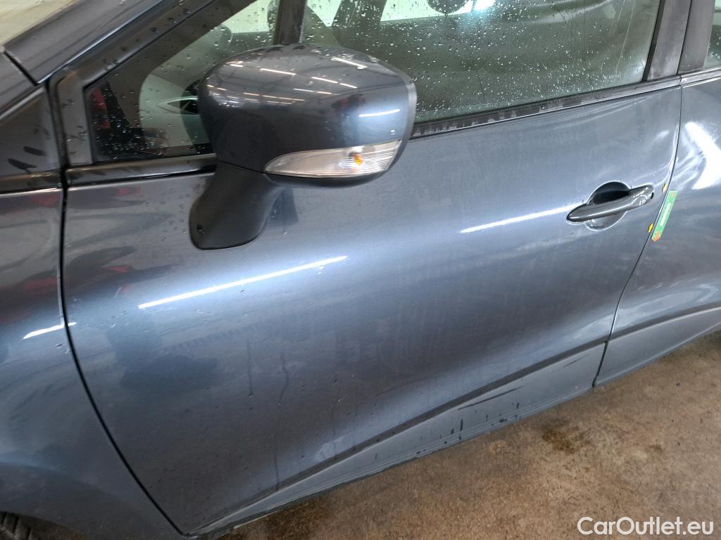  Renault  Clio RENAULT  Société VU 5p Berline Air Medianav dCi 90 - 18 #21