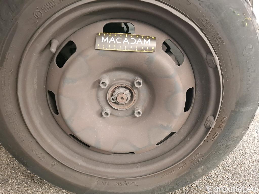  Peugeot  208  Affaire Premium 1.6 HDi 75CV BVM5 E6 #49