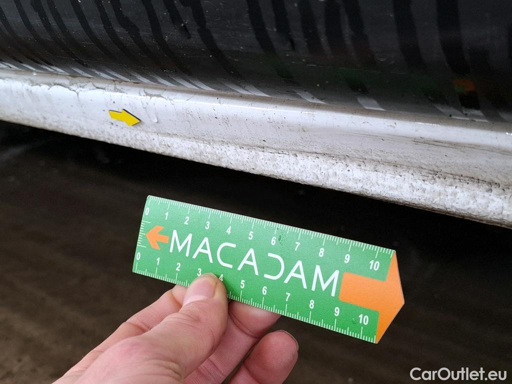  Peugeot  Expert  Fourgon Premium L1 1.5 HDi 120CV BVM6 E6d #2