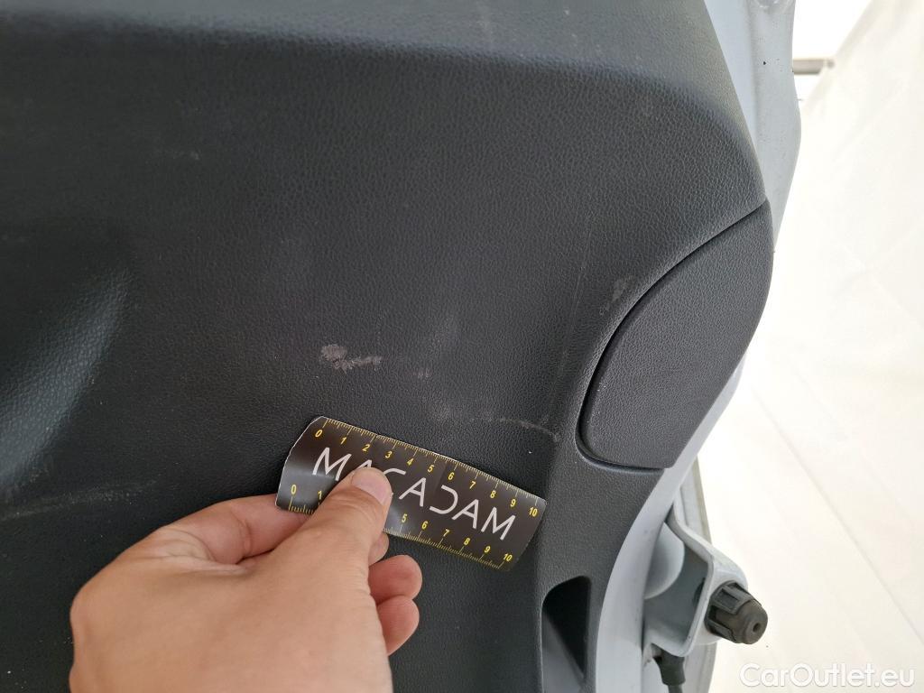  Renault  Clio RENAULT  Société VU 5p Berline Air dCi 75 - 18 #21