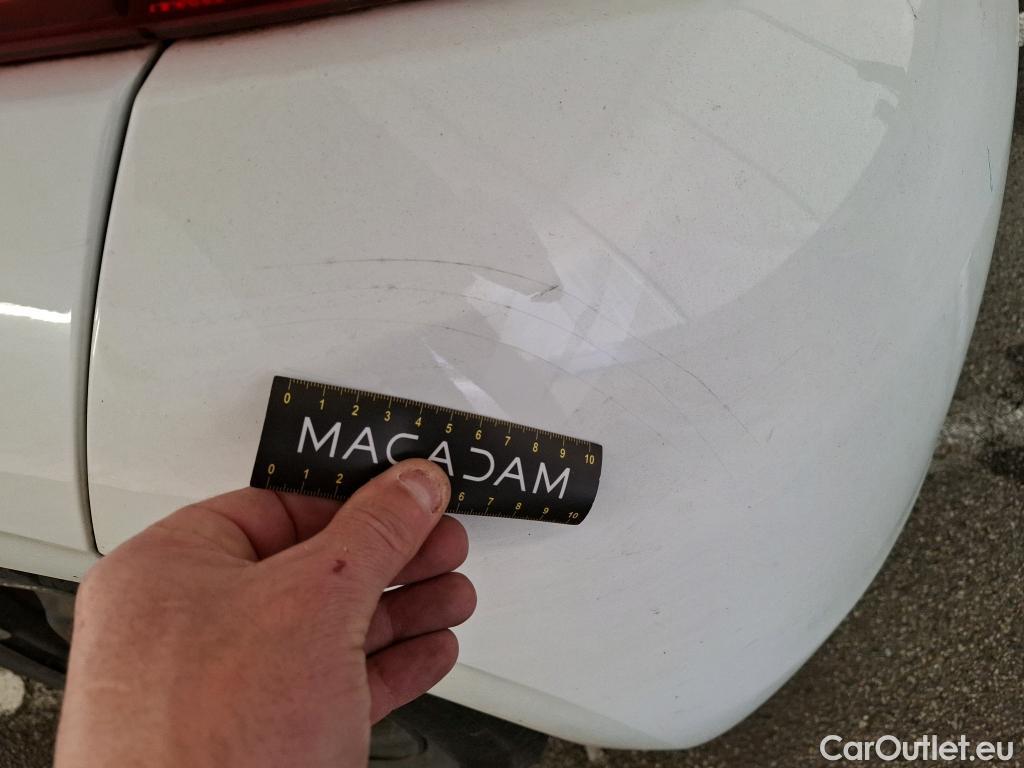  Peugeot  208  Affaire Premium 1.6 HDi 75CV BVM5 E6 #20