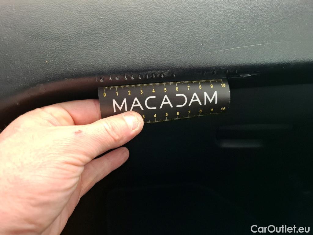  Peugeot  208  Affaire Premium 1.6 HDi 75CV BVM5 E6 #4