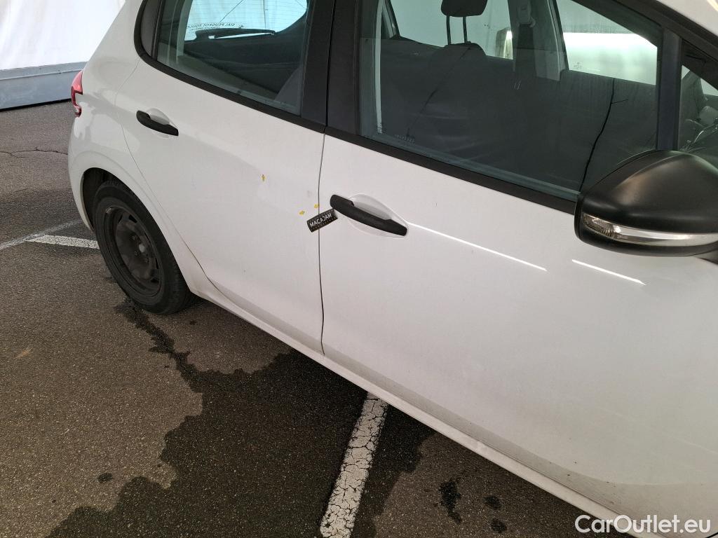  Peugeot  208  Affaire Premium 1.6 HDi 75CV BVM5 E6 #43