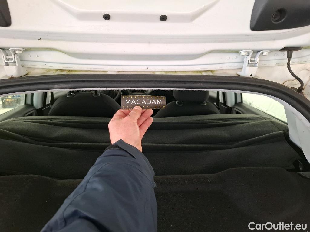  Peugeot  208  Affaire Premium 1.6 HDi 75CV BVM5 E6 #60