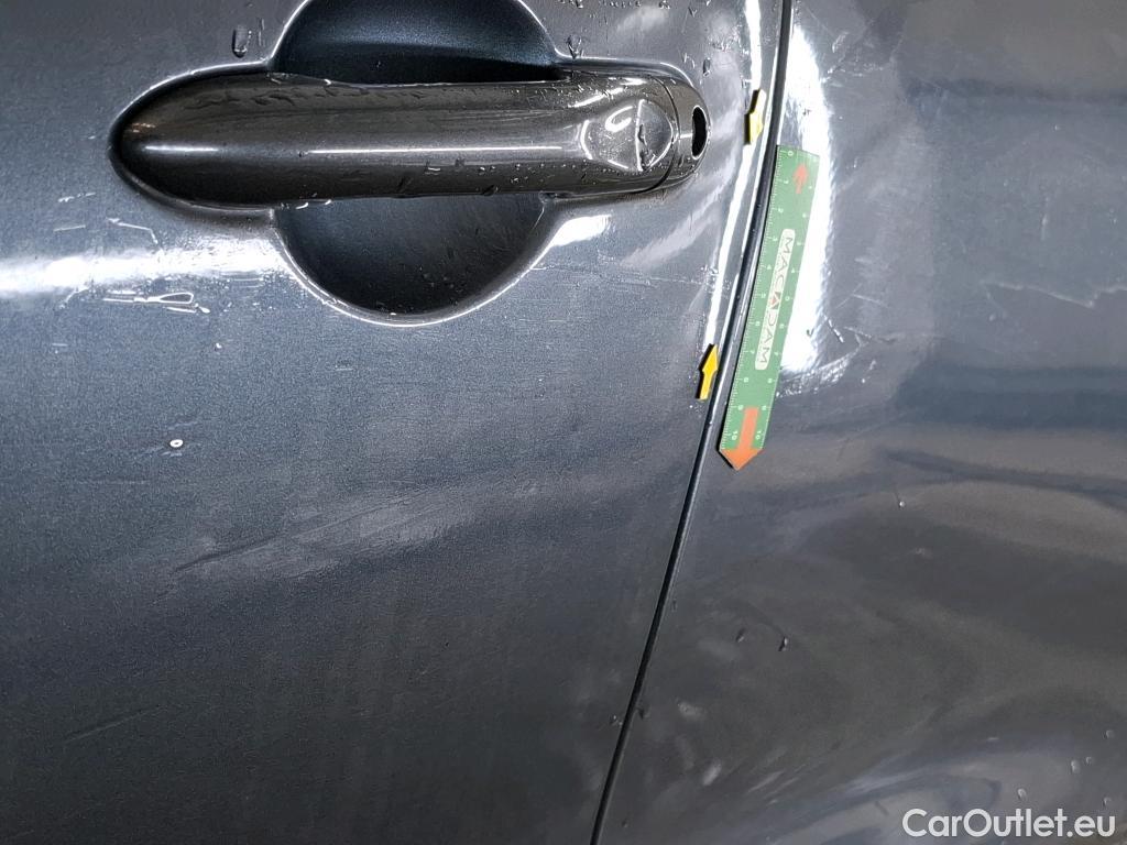  Renault  Clio RENAULT  Société VU 5p Berline Air Medianav dCi 90 - 18 #22