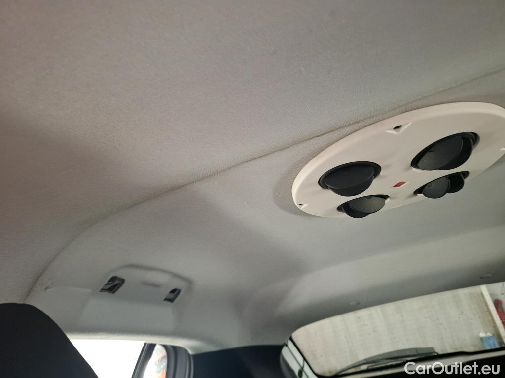  Peugeot  208  Premium 1.5 HDi 100CV BVM6 E6d #17