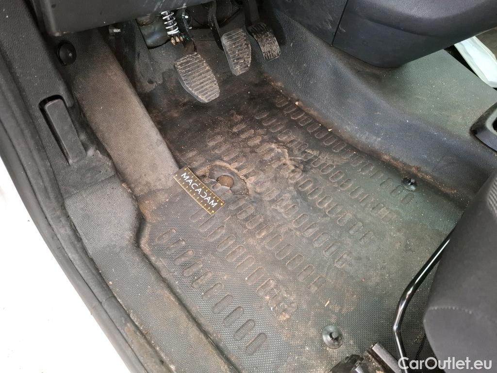  Peugeot  Partner  L1 Premium Pack 1.6 HDi 100CV BVM5 E6 #40