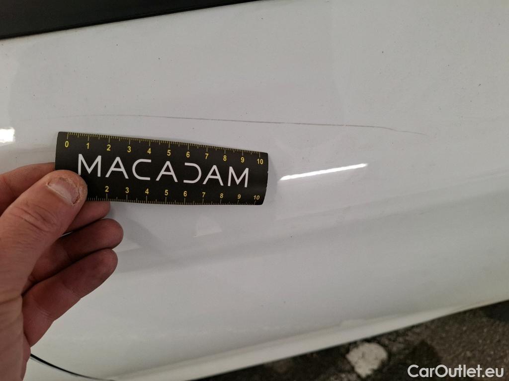  Peugeot  208  Affaire Premium 1.6 HDi 75CV BVM5 E6 #68