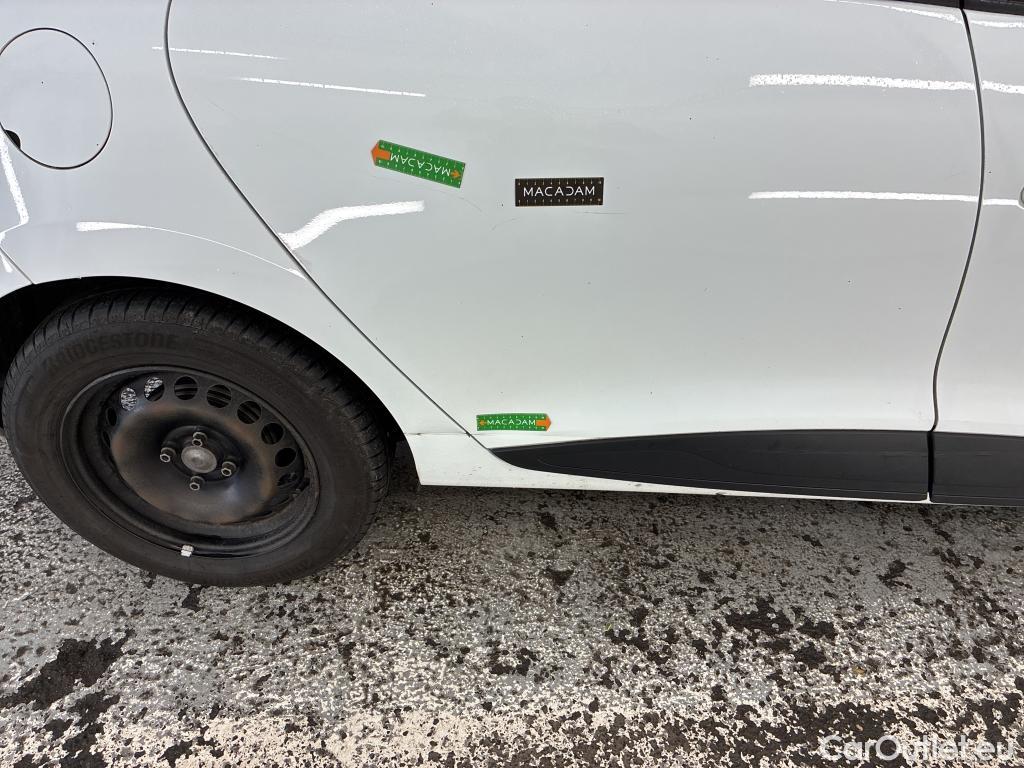  Renault  Clio  IV Air MediaNav 1.5 dCi 75CV BVM5 E6 #9