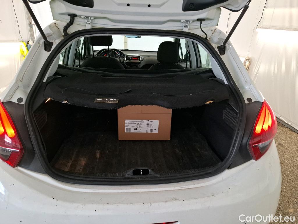  Peugeot  208  Affaire Premium 1.6 HDi 75CV BVM5 E6 #40