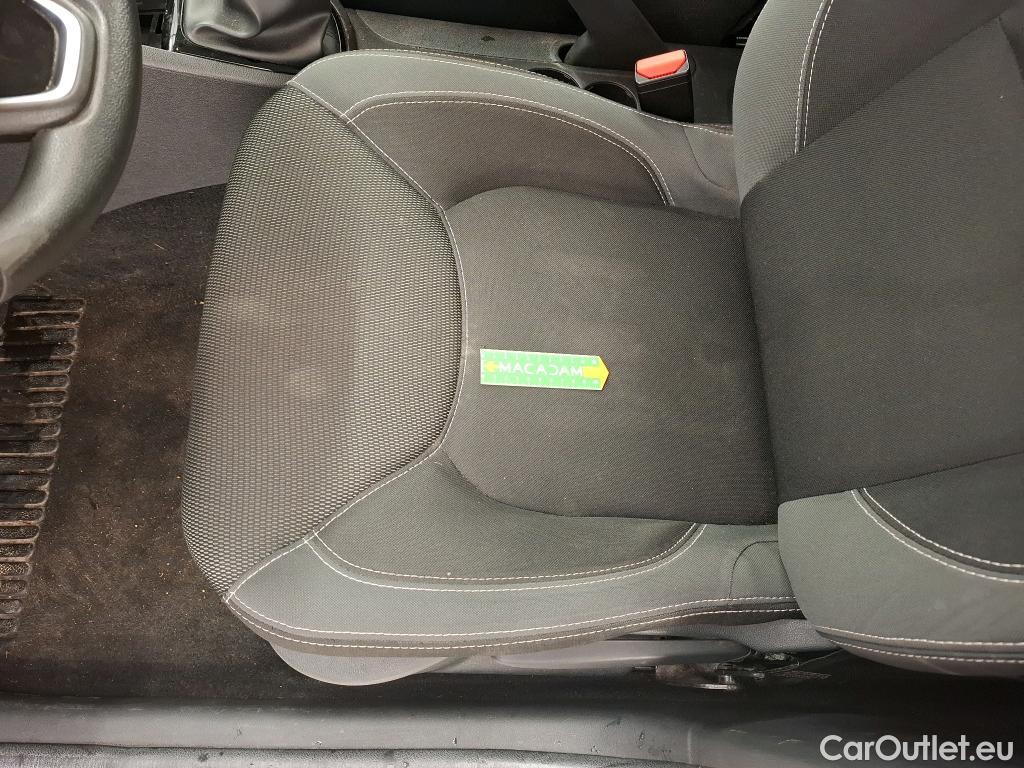  Renault  Clio  IV Air MediaNav 1.5 dCi 90CV BVM5 E6 #8