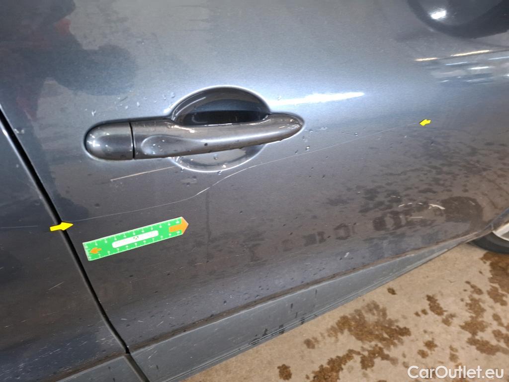  Renault  Clio RENAULT  Société VU 5p Berline Air Medianav dCi 90 - 18 #26