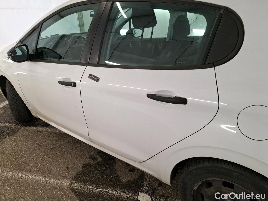  Peugeot  208  Affaire Premium 1.6 HDi 75CV BVM5 E6 #67