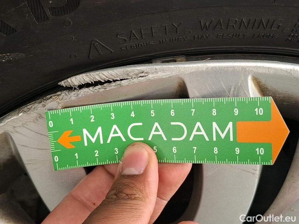  Renault  Clio  IV Air MediaNav 1.5 dCi 90CV BVM5 E6 #50