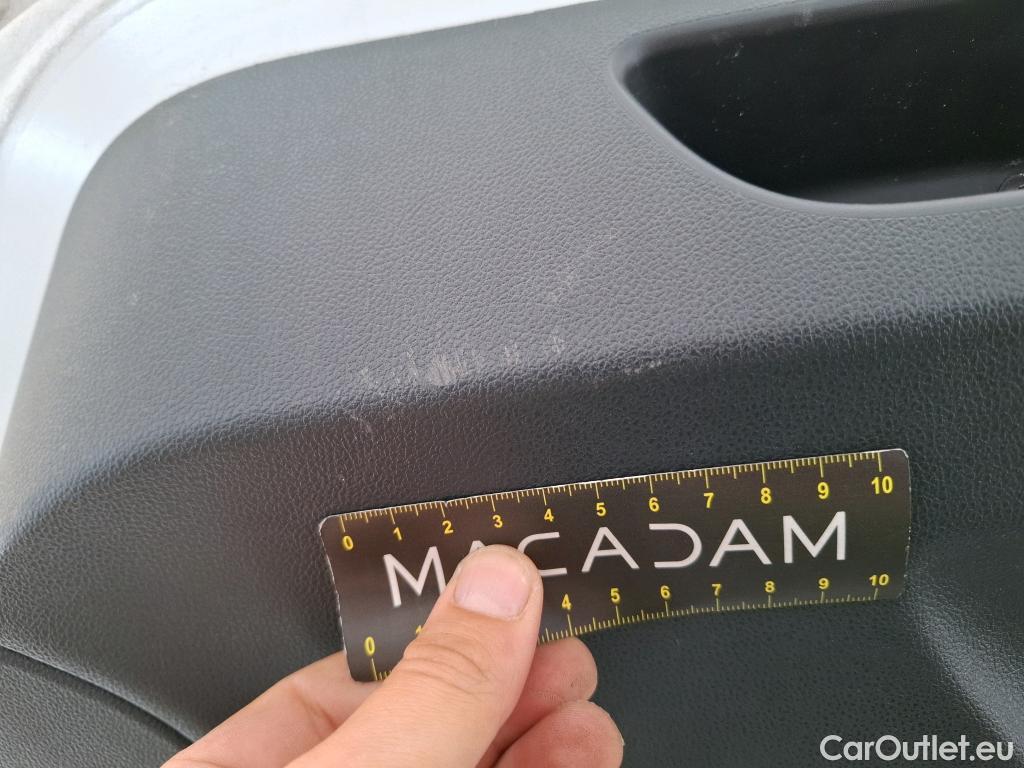  Renault  Clio RENAULT  Société VU 5p Berline Air dCi 75 - 18 #23