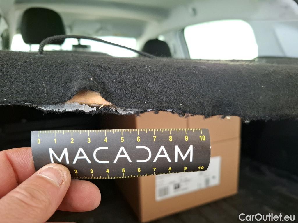  Peugeot  208  Affaire Premium 1.6 HDi 75CV BVM5 E6 #41