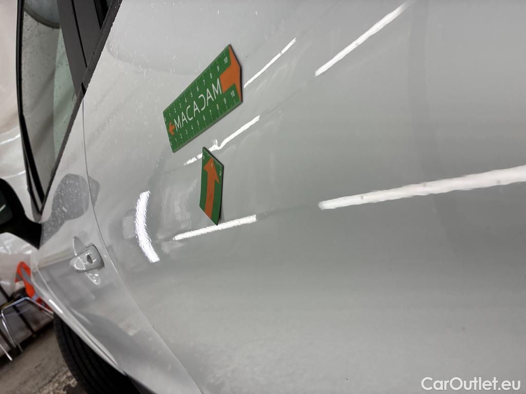  Renault  Clio  IV Air MediaNav 1.5 dCi 75CV BVM5 E6 #32