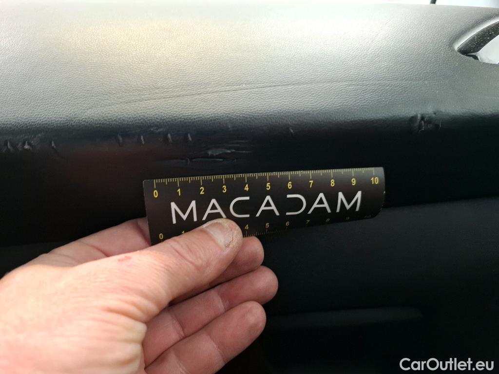  Peugeot  208  Affaire Premium 1.6 HDi 75CV BVM5 E6 #8