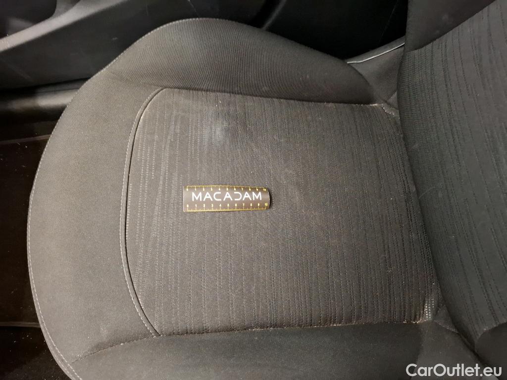  Peugeot  208  Affaire Premium 1.6 HDi 75CV BVM5 E6 #58