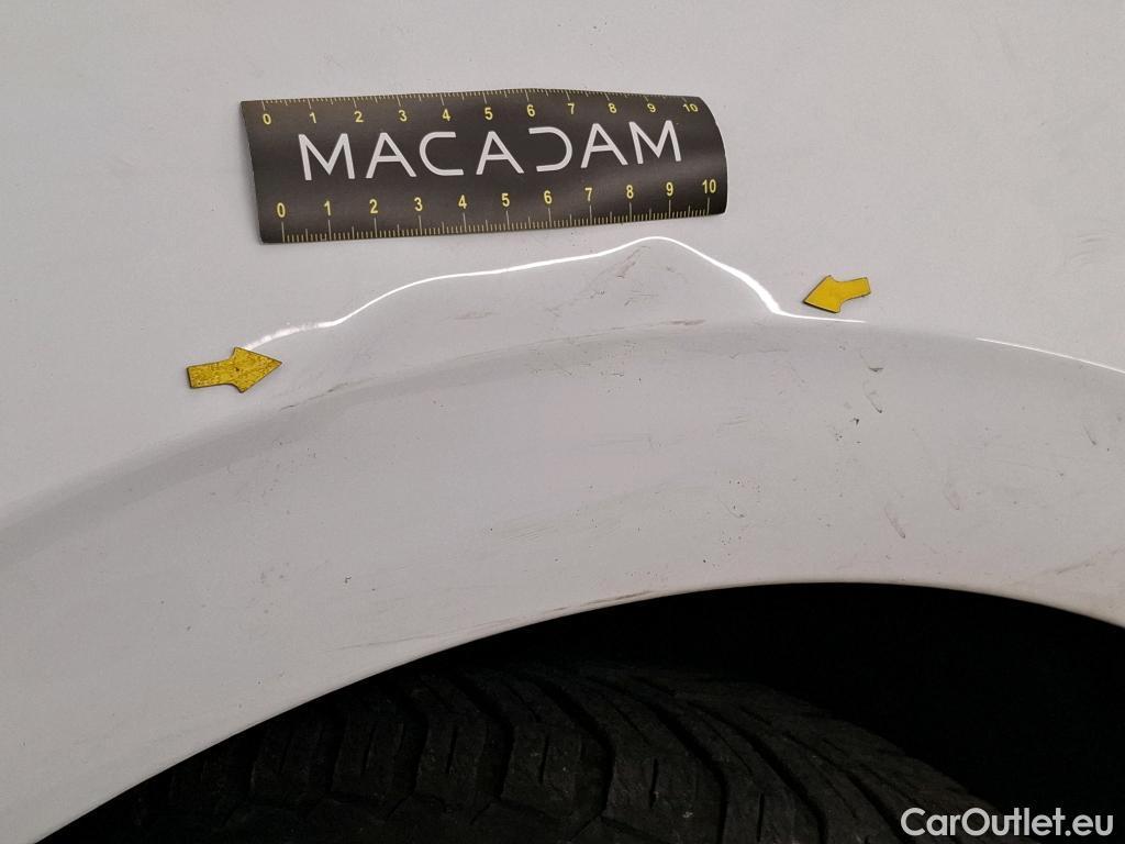  Peugeot  208  Affaire Premium 1.6 HDi 75CV BVM5 E6 #2