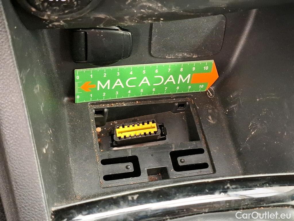  Renault  Clio  IV Air MediaNav 1.5 dCi 90CV BVM5 E6 #60