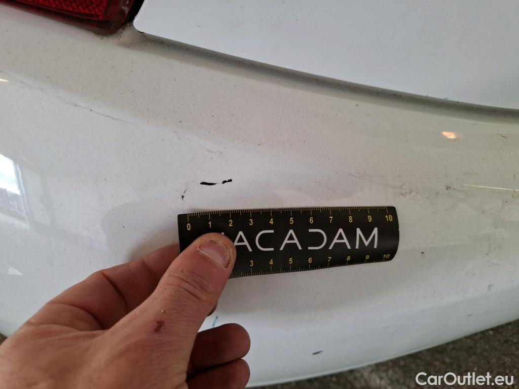  Peugeot  208  Affaire Premium 1.6 HDi 75CV BVM5 E6 #10