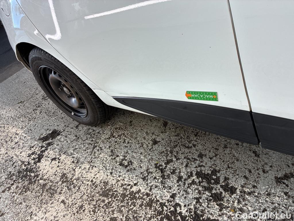  Renault  Clio  IV Air MediaNav 1.5 dCi 75CV BVM5 E6 #39