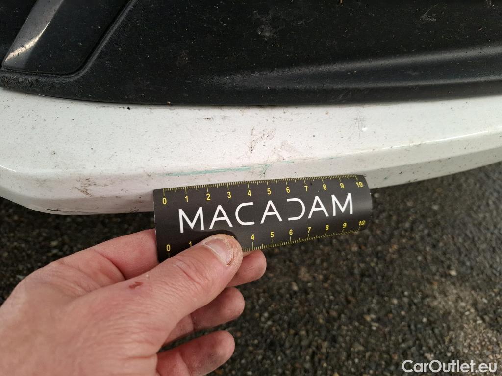  Peugeot  208  Affaire Premium 1.6 HDi 75CV BVM5 E6 #24