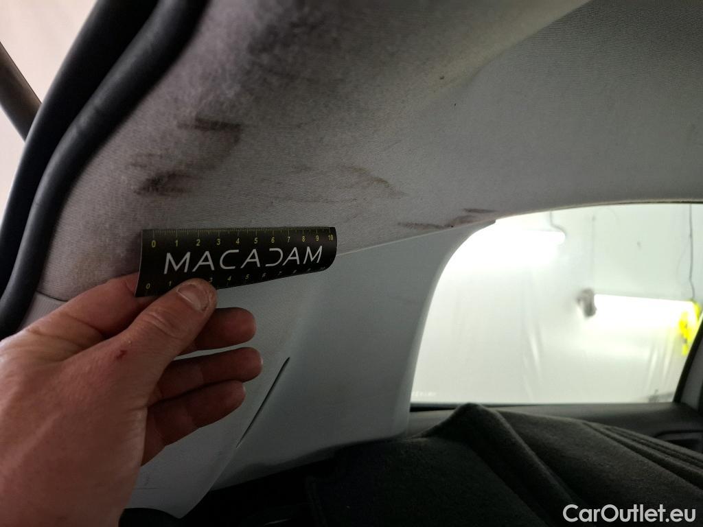  Peugeot  208  Affaire Premium 1.6 HDi 75CV BVM5 E6 #63