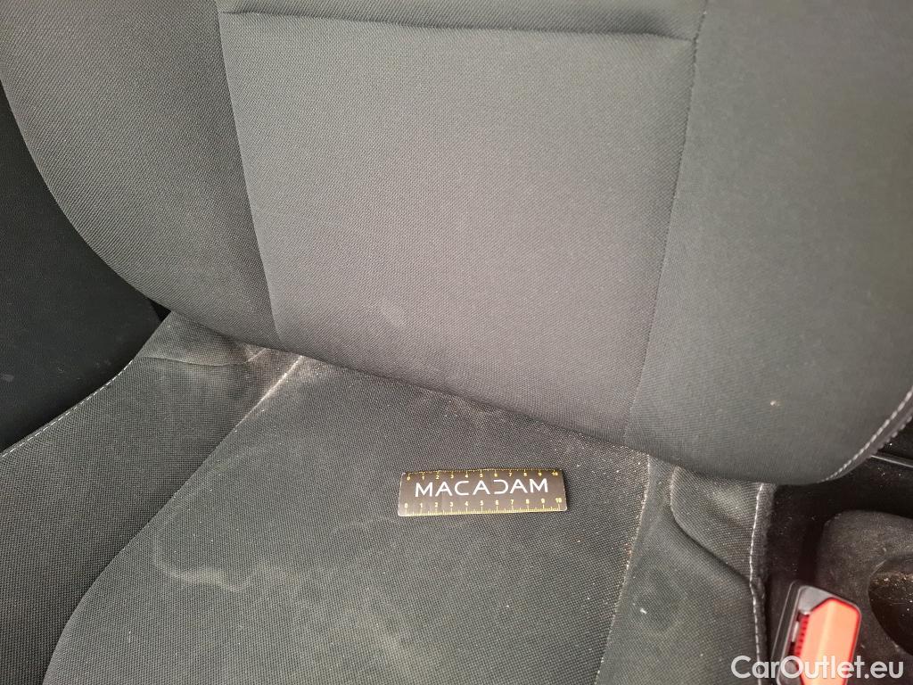  Renault  Clio RENAULT  Société VU 5p Berline Air dCi 75 - 18 #43