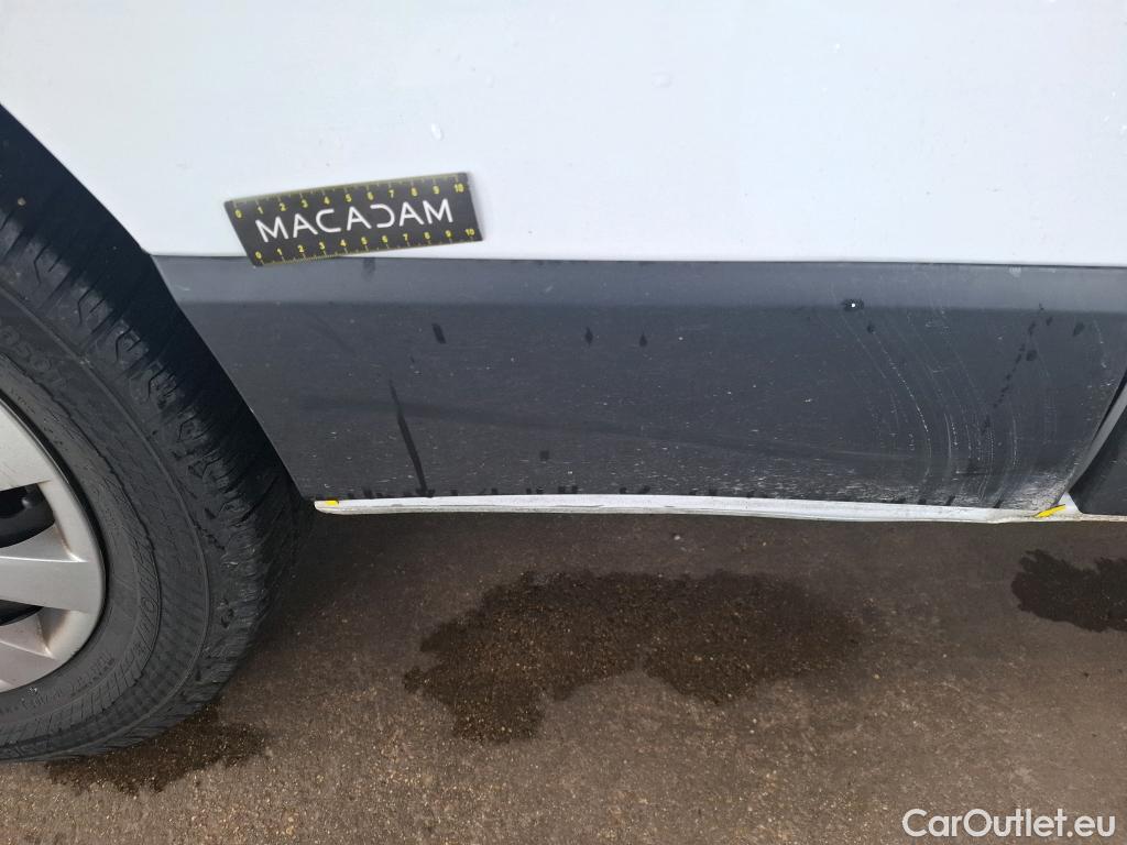  Renault  Trafic  Fourgon L2H1 1300 Confort 1.6 dCi #33