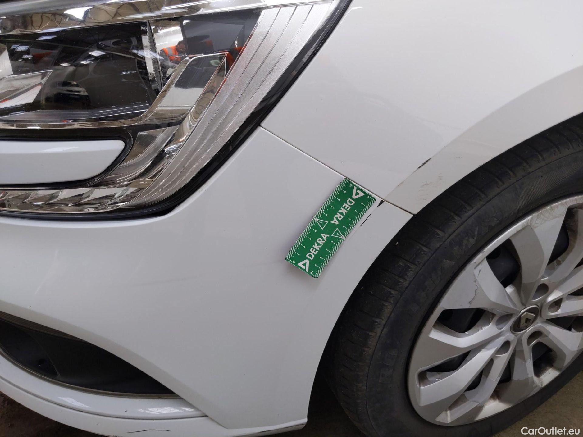  Renault  Megane  IV Berline 5pt. Société Air Nav 1.5 dCi 90CV BVM6 E6 #16