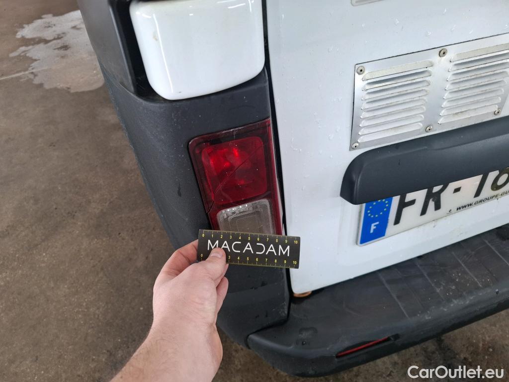  Renault  Trafic  Fourgon L2H1 1300 Confort 1.6 dCi #26