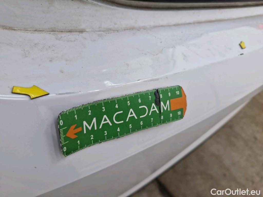  Renault  Clio  V Société Air Nav 1.5 dCi 85CV BVM6 E6dT / PARE BRISE HS #9