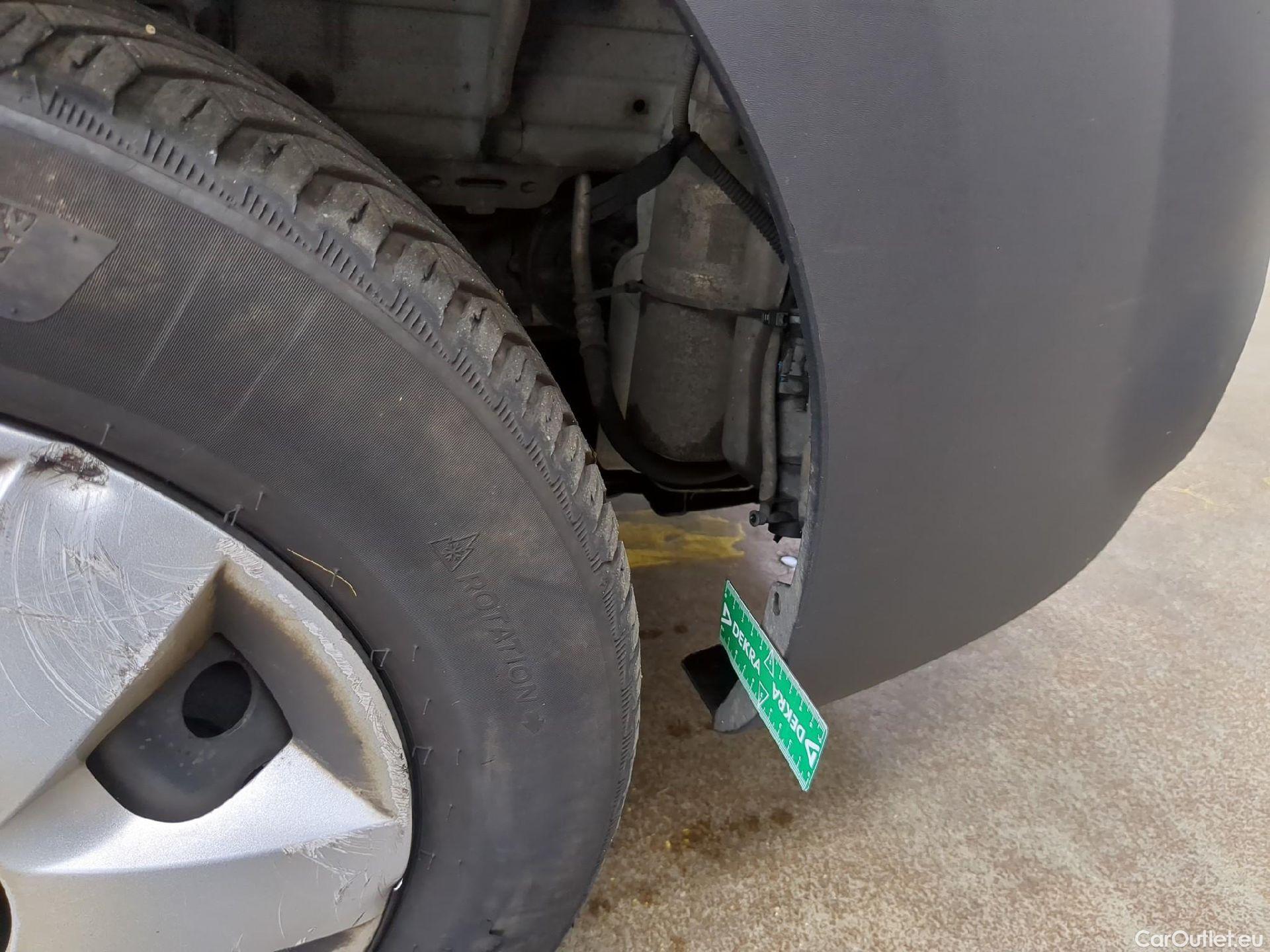  Renault  Kangoo  Express Maxi Extra (Série Spéciale) 1.5 #19