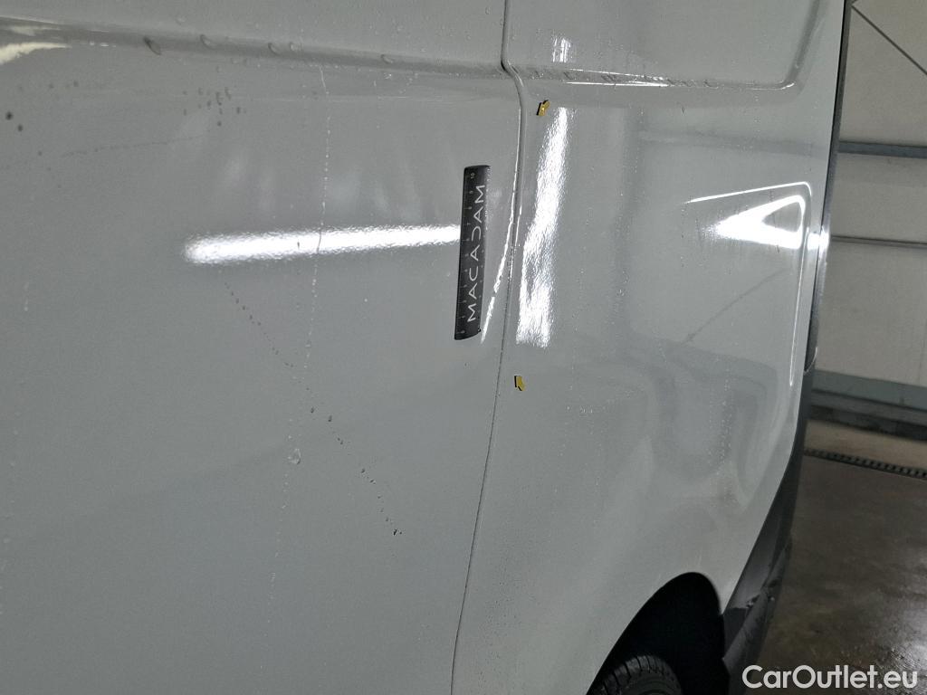  Renault  Trafic RENAULT  / 2019 / 4P / Fourgon tole NV FG GCF L1H2 1200 Energy dCi 145 #3