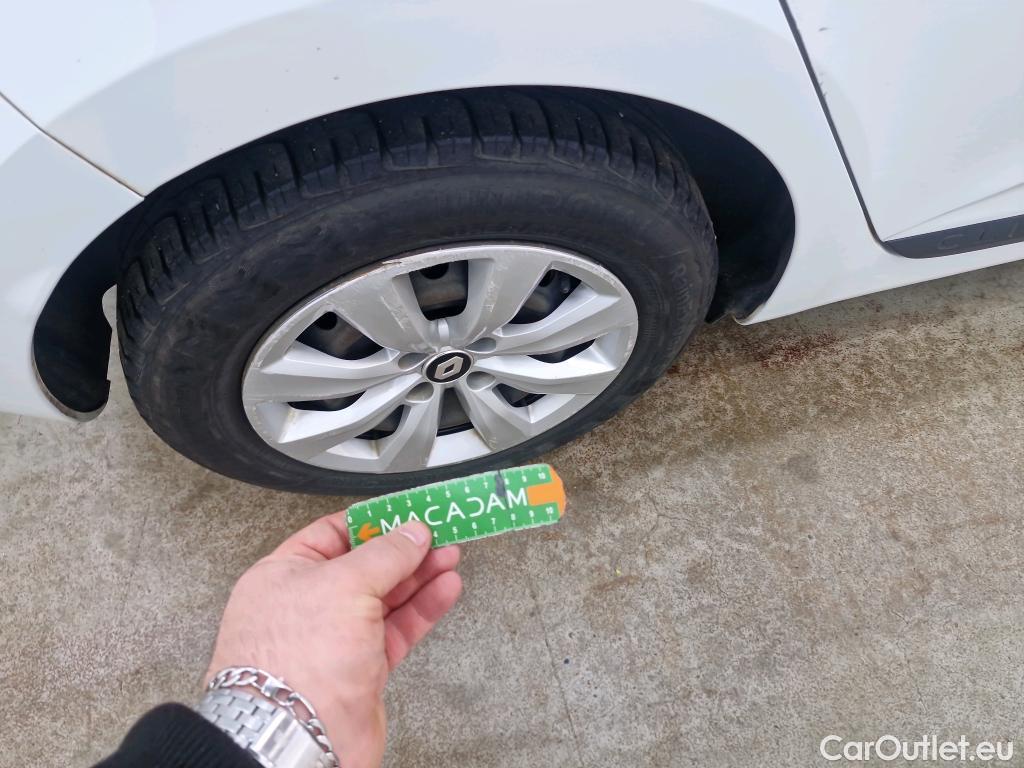  Renault  Clio  V Société Air Nav 1.5 dCi 85CV BVM6 E6dT / PARE BRISE HS #16