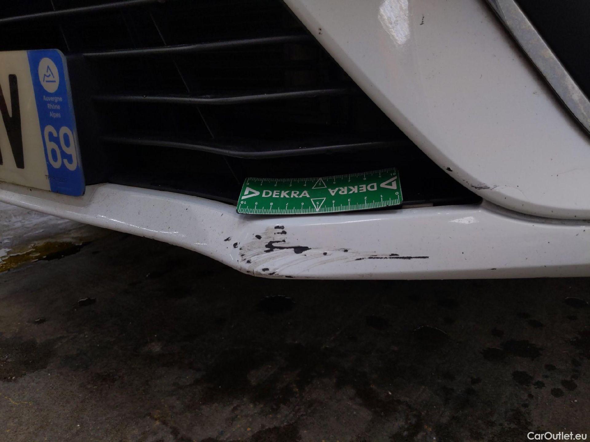  Renault  Megane  IV Berline 5pt. Société Air Nav 1.5 dCi 90CV BVM6 E6 #14