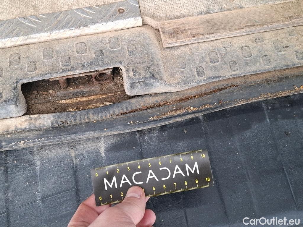  Renault  Trafic  Fourgon L2H1 1300 Confort 1.6 dCi #32